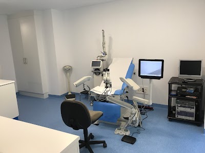 Dr. Carlos Freire Bazarra