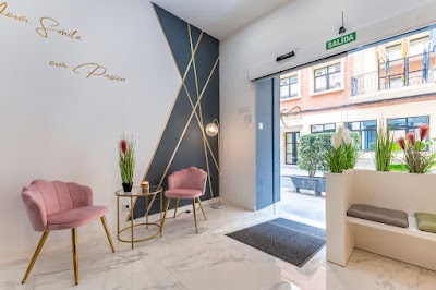 Clínica Dental María Androu