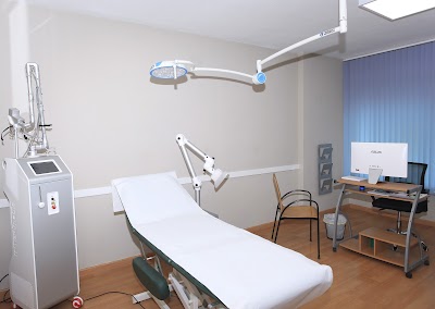 Clínica Laderma Dermatología
