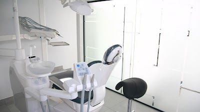 Clínica Dental Gross Dentistas