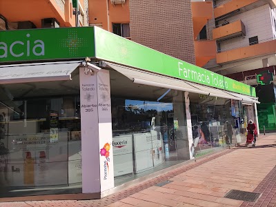 Farmacia César Toledo Romero