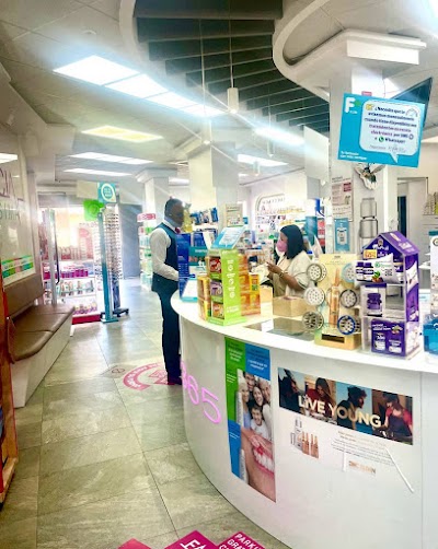 Farmacia La Purísima 365