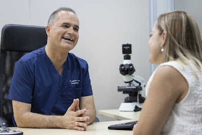 Dr. Agustín Viera