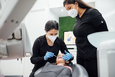 Clínica Dental Claris