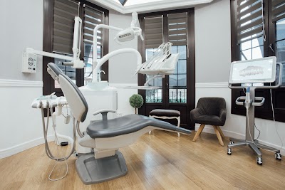 Clínica Dental Claris